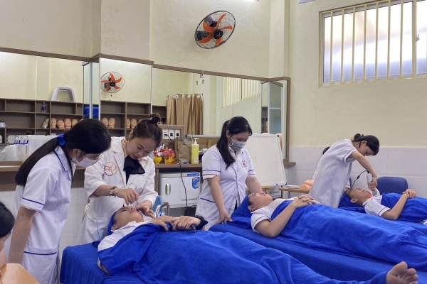 Khi chọn nghề cần dựa vào đâu? 8 Cách thu hẹp các lựa chọn nghề của bạn nhanh nhất