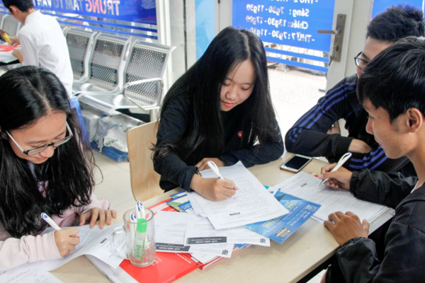 Liên thông trung cấp lên cao đẳng có khó không? Có điểm gì mới trong năm 2023?