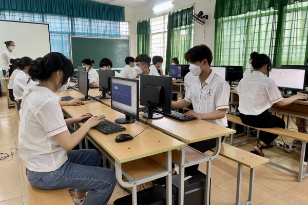 Đào tạo lập trình máy tính tại đà nẵng học xong đi làm ngay 