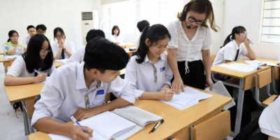 Bằng cấp 3 trung tâm giáo dục thường xuyên có giống với bằng THPT chính quy ? 