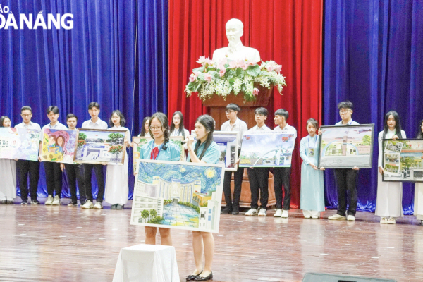 Tuyển sinh lớp 10: Trường công lập không phải lựa chọn duy nhất