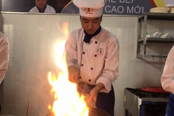 Những lưu ý khi chọn nghề học sinh cần biết trước khi đưa ra quyết định 