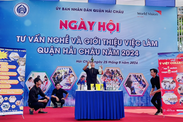 Ý VIỆT TUYỂN SINH LỚP BARTENDER CHUYÊN NGHIỆP - FLAIR BARTENDING 