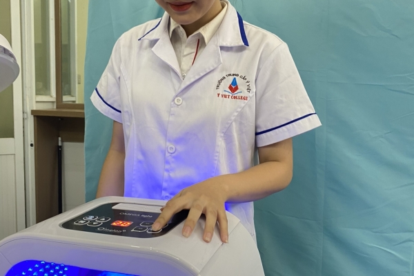 Học spa chăm sóc da ra làm lương bao nhiêu? Ai là người nên học?