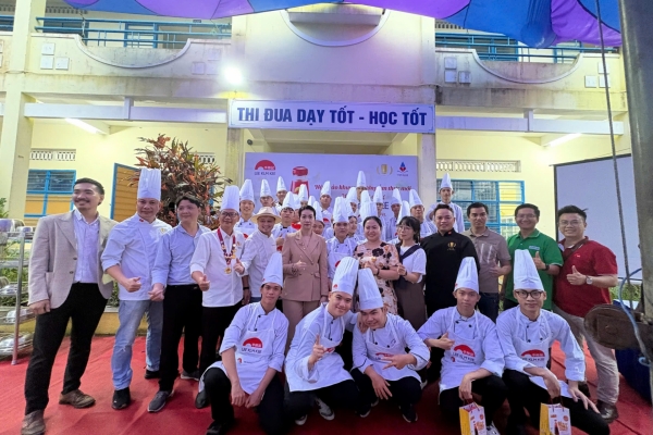 Sinh viên Ý Việt tham gia Hội thảo ẩm thực “Món ngon cùng Lee Kum Kee” và thể hiện tài năng nghề bếp