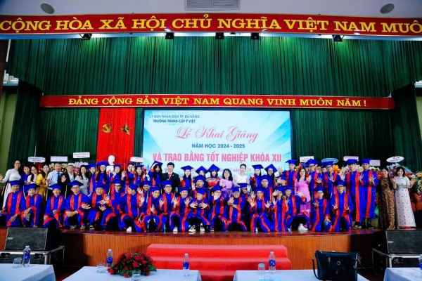 Bạn có tò mò học sinh nói gì về Trường Trung cấp Ý Việt không?
