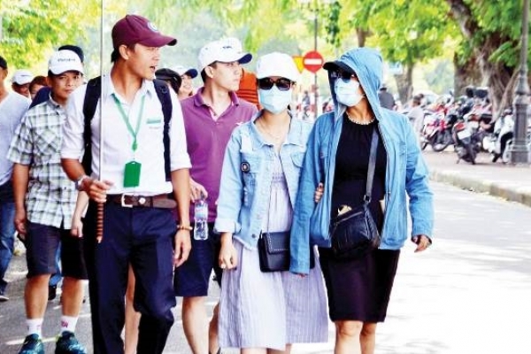 Chiều Cao Có Quan Trọng Khi Làm Hướng Dẫn Viên Du Lịch?