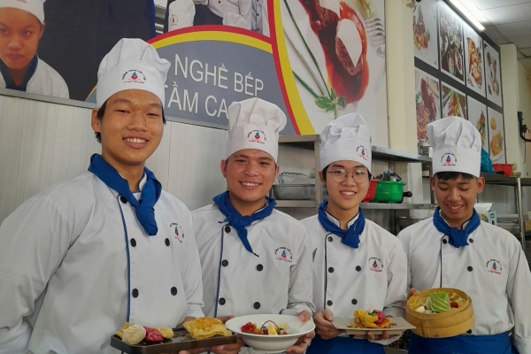 Món há cảo ngon thơm ngon đậm vị của sinh viên Trường Trung cấp Ý Việt có gì? (Phần 1)