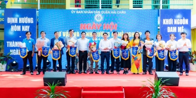 Trường Trung cấp Ý Việt tham gia ngày hội Tư vấn và Định hướng Nghề nghiệp Quận Hải Châu