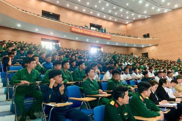 Hạ sĩ quan, binh sĩ và chiến sĩ công an xuất ngũ 2026 – Học nghề gì để sớm có việc làm ổn định?