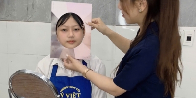 Học sinh K25 ngành Chăm sóc sắc đẹp tự tin bước vào học phần học nghề makeup