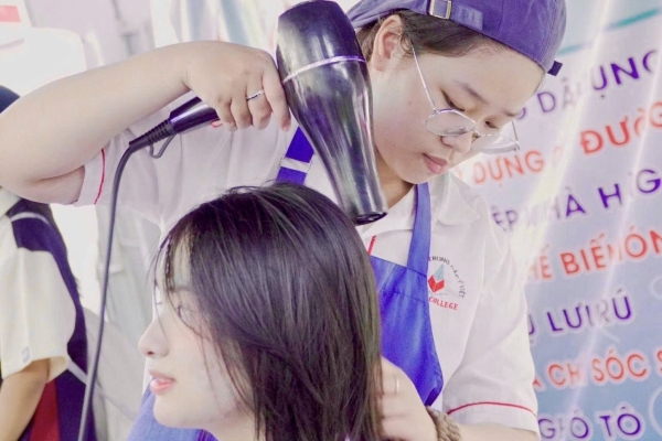 Học nghề từ sớm: Hành trình Ý Việt truyền cảm hứng hướng nghiệp cho học sinh sau THCS