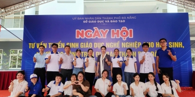 Gần 3.000 học sinh tại Ngày hội định hướng nghề nghiệp do Sở Giáo dục và Đào tạo TP Đà Nẵng tổ chức 