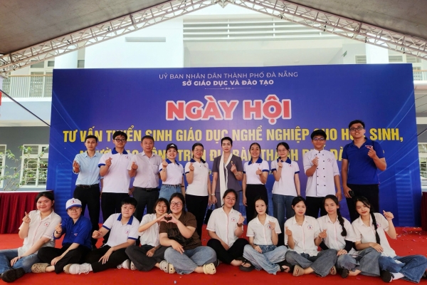 Gần 3.000 học sinh tại Ngày hội định hướng nghề nghiệp do Sở Giáo dục và Đào tạo TP Đà Nẵng tổ chức 