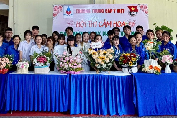 Ý Việt tổ chức Hội thi cắm hoa chào mừng Ngày Phụ nữ Việt Nam 20/10