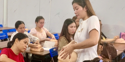 Học spa chăm sóc da tại Ý Việt – Cơ hội học nghề được hỗ trợ 100% học phí Học spa chăm sóc da tại Ý Việt – Cơ hội học nghề được hỗ trợ 100% học phí