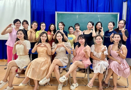 TỰ TIN TỎA SÁNG SAU HÀNH TRÌNH HỌC NGHỀ TRANG ĐIỂM TẠI ĐÀ NẴNG TỰ TIN TỎA SÁNG SAU HÀNH TRÌNH HỌC NGHỀ TRANG ĐIỂM TẠI ĐÀ NẴNG