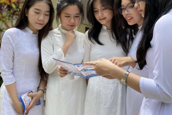 Cơ hội nào cho học sinh theo học trường nghề?