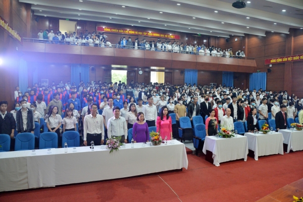 Trường nào vừa học nghề vừa học văn hoá ở Đà Nẵng? 